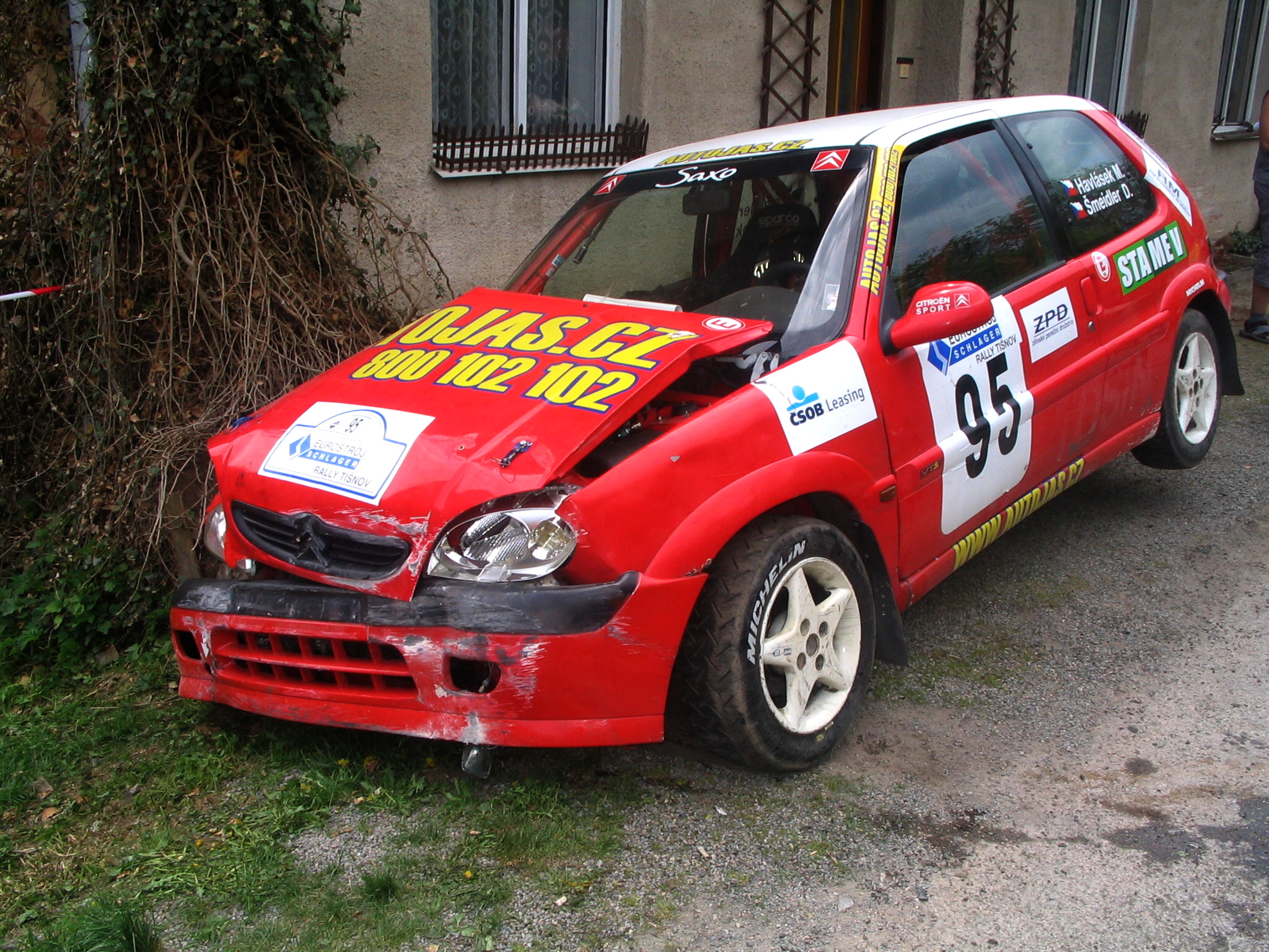 Havlásek po nezvládnuté krizi,crash do baráku